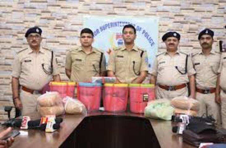 Jamshedpur में बिहार के छह लोगों को 53 किलो गांजा के साथ पुलिस ने जाल बिछाकर किया गिरफ्तार  