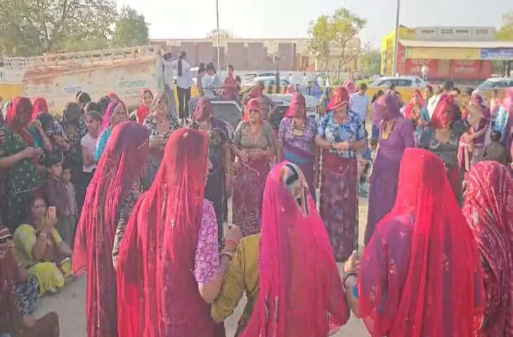 डावल में रियासतकालीन परंपरा के साथ मनी होली, आस्था और उल्लास का दिखा अद्भुत संगम