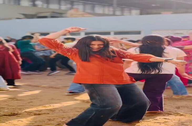 दीदी का धमाकेदार डांस होली पार्टी में वायरल, कटीली अदाओं का दीवाना हुआ सोशल मीडिया&nbsp;