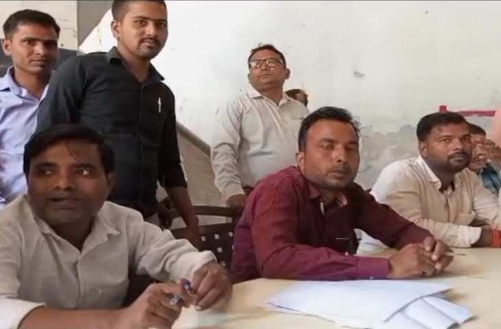 लखीमपुर खीरी में 13 साल के बच्चे ने समाधान दिवस में सुनाई ऐसी बात, डीएम भी नहीं रोक पाए हंसी; वीडियो वायरल