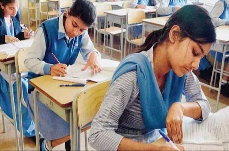 CBSE Exams Alert: 10वीं-12वीं की परीक्षा कल से, एग्जाम सेंटर पर समय पर पहुंचना जरूरी, गेट बंद होने की जानकारी​​​​​​​