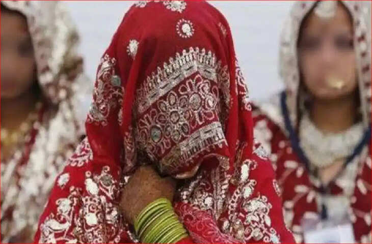 बेटी ने खोली पिता की दूसरी शादी की पोल: मुरादाबाद में निकाह से पहले भेजे सबूत, दूल्हे पर लगा ₹5.20 लाख जुर्माना