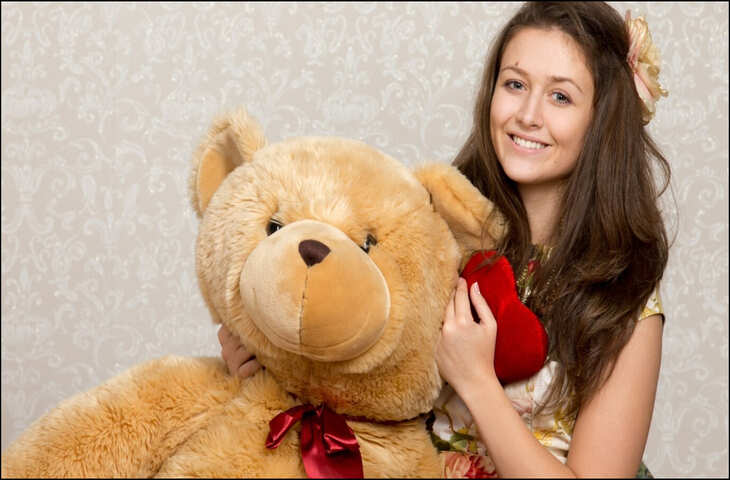 Teddy Day पर अपने पार्टनर को खुश करने के लिए गिफ्ट करे ये&nbsp;सांस लेने वाला गुड्डा,&nbsp;Amazon-Flipkart पर मिल रहा बंपर डिस्काउंट&nbsp;