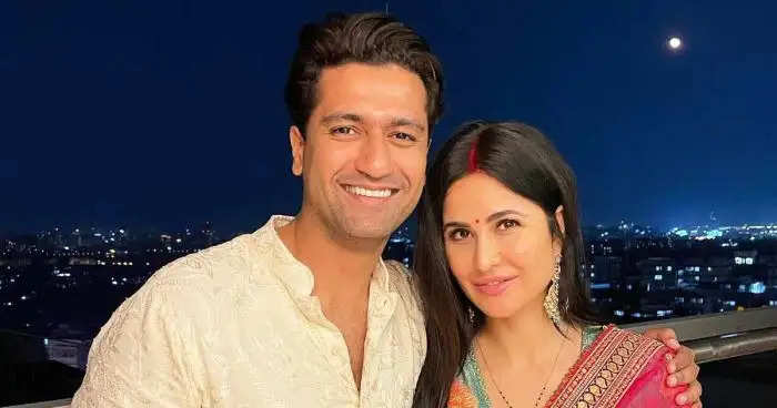 Katrina- Vicky: क्या कटरीना कैफ प्रेग्नेंट हैं? ढीले कपड़ों में नजर आई एक्ट्रेस, फैंस बोले- ये तो खुशखबरी है