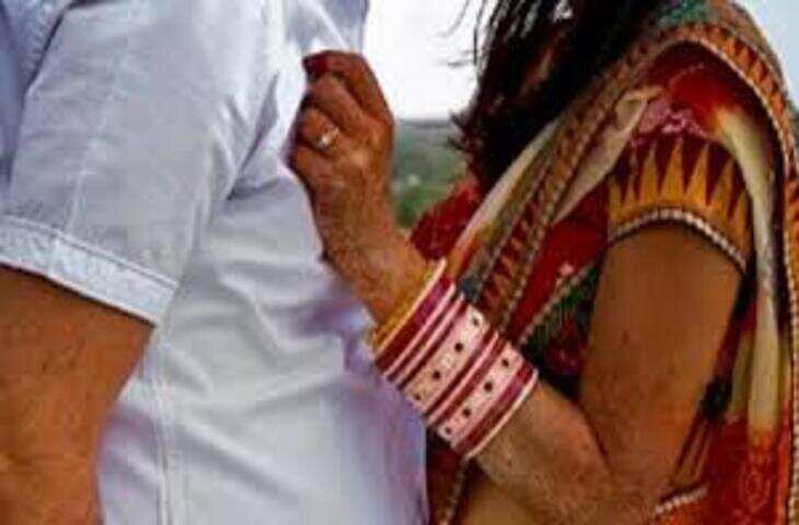 देवर-भाभी का प्यार नहीं चढ़ा परवान, तो गंगा में लगाई छलांग