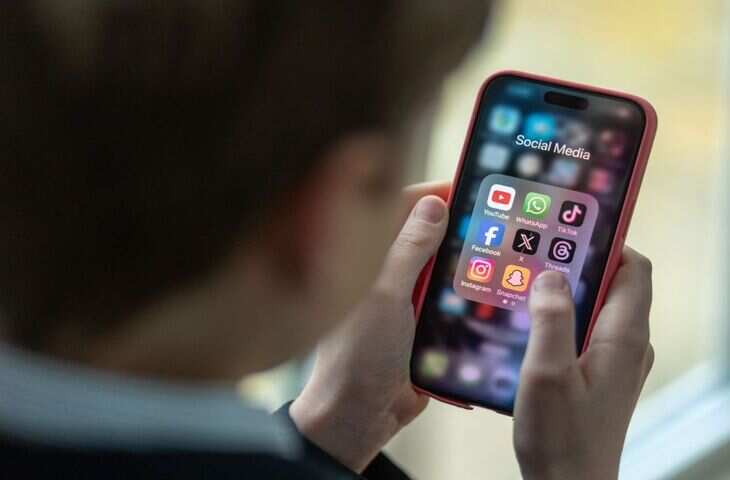 स्कूल के बच्चों ने रखे ऐसे-ऐसे Instagram यूजरनेम, VIDEO देख लोग बोले- '&nbsp;बच्चे नहीं बवाल हैं'