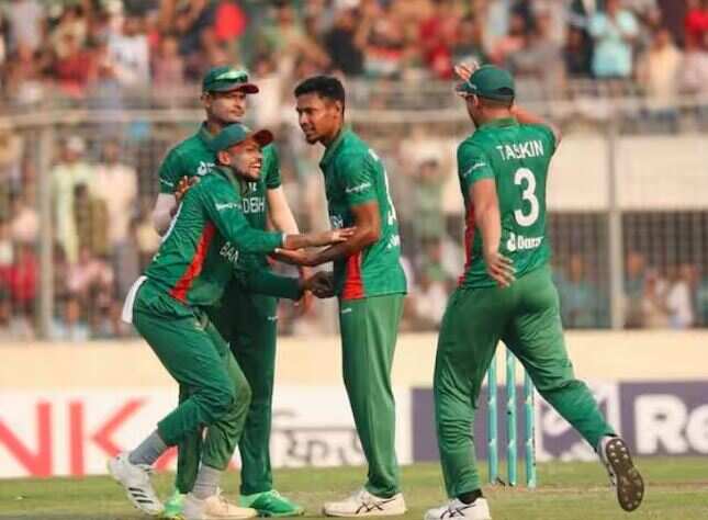 mustafizur rahman bowling122222111111111.JPG