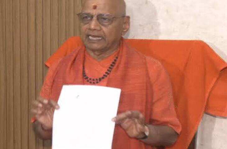 राम मंदिर ट्रस्ट की बैठक में हाई वोल्टेज ड्रामा, वीडियो में जाने चंपत राय के इस्तीफे पर मंथन; गोविंद देव गिरि और गोपाल राव के बीच दिखी नाराजगी
