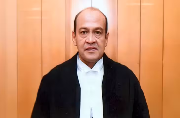 जस्टिस यशवंत वर्मा केस में हाई कोर्ट का सख्त रुख: FIR दर्ज कराने पहुंचे याचिकाकर्ता से पूछे तीखे सवाल