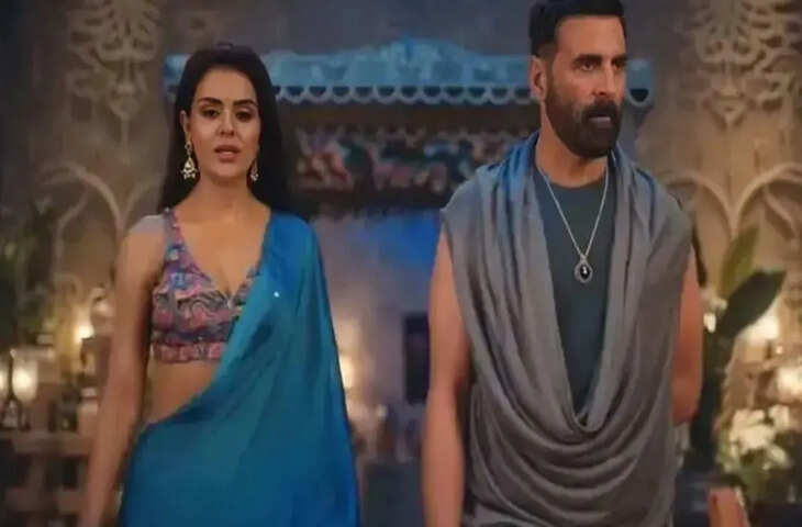 &lsquo;भूत बंगला&rsquo; प्रमोट करते वक्त फंसे Akshay Kumar, &lsquo;नागिन 7&rsquo; शूट करते समय लिया&nbsp;टेलीप्रॉम्प्टर का सहारा, जमकर हो रहे ट्रोल&nbsp;