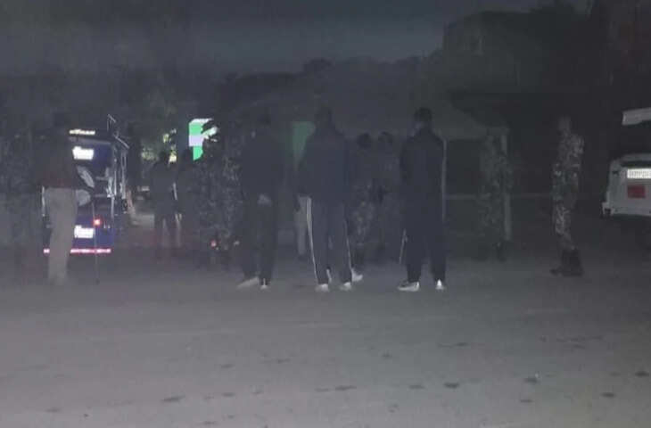 गया में STF की टीम पर ग्रामीणों का जबरदस्त हमला &mdash; तीन जवान घायल, हथियार भी लूटे गए