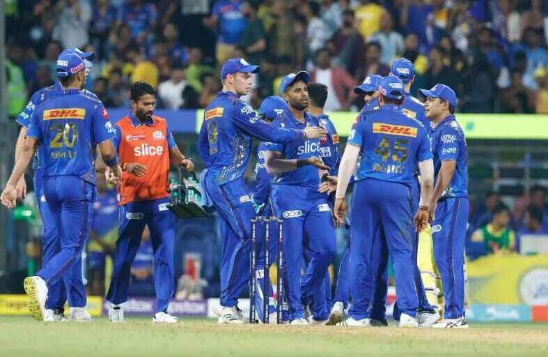 "CSK0--1-11111" "MI-11-1-11111111" "MI-11-1-1111" "MI-11-1-111" 