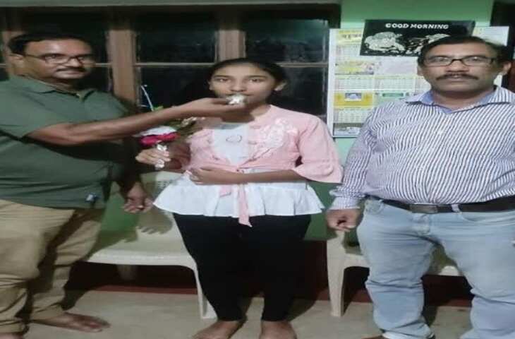 Jharkhand: मैट्रिक-इंटर की परीक्षाओं में कमजोर घरों के बच्चों ने किया बड़ा कमाल