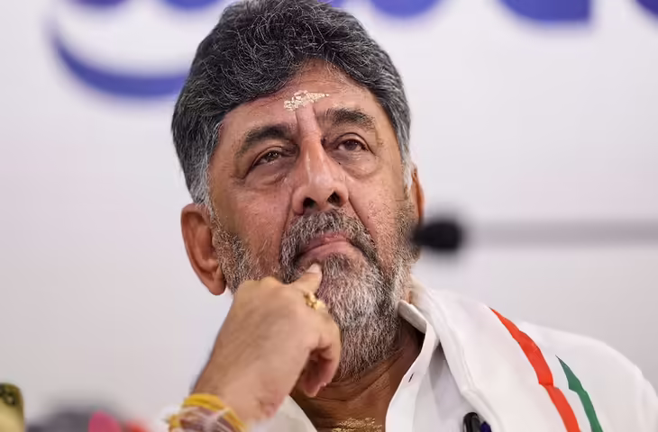 &lsquo;मुझे धक्का लगा&hellip;&rsquo; कर्नाटक की सियासत में हलचल, DK Shivakumar ने अचानक क्यों दाल दिया रिजाइन ?&nbsp;