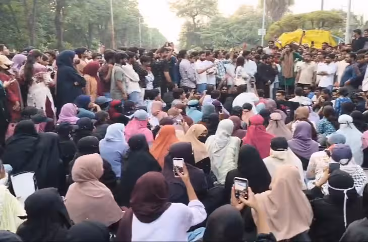 AMU में छात्रसंघ की मांग पर 16वें दिन भी भूख हड़ताल जारी, VC के रुख से आंदोलनकारी छात्रों को झटका