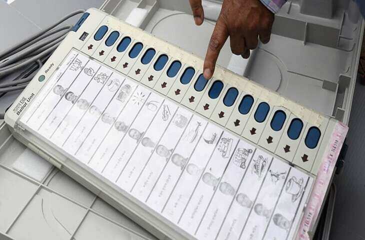 कर्नाटक सरकार के सर्वे में EVM को लेकर बड़ा खुलासा! 83 फीसदी लोगों ने जताया भरोसा, BJP का राहुल गांधी पर हमला