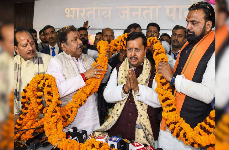 एक फोन कॉल और&nbsp;नितिन नबीन बने BJP के अध्यक्ष!&nbsp;बीजेपी के फैसले कैसे होते हैं इतनी जल्दी और रहस्यमयी, देखे इतिहास&nbsp;