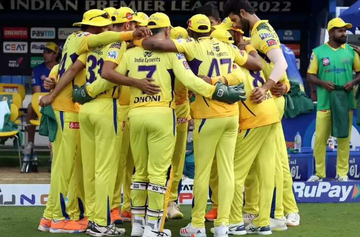 IPL 2022 RCB के खिलाफ मैच से पहले CSK के लिए आई बुरी ख़बर, फैंस को भी लगेगा झटका