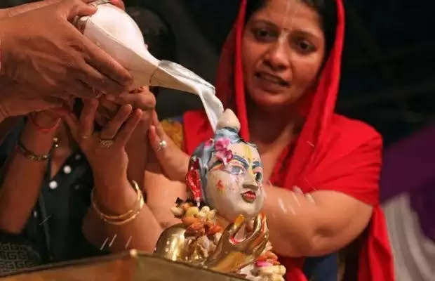 shri Krishna janmashtami festival 2022 krishna janmashtami puja samagri full list 