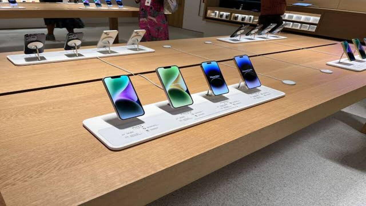iPhone की बढ़ी कीमत सिर्फ शुरुआत? जाने भारतीय बाजार में Samsung, Xiaomi, Vivo समेत कौन-कौन सी कंपनियां बढ़ा सकती हैं दाम