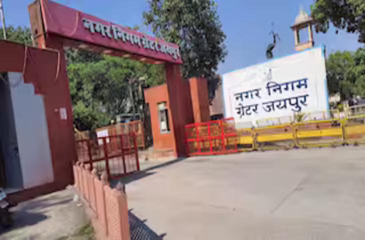 जयपुर में एसी सर्विसिंग के दौरान बड़ा हादसा, वीडियो में जाने ब्लास्ट में दो युवक घायल