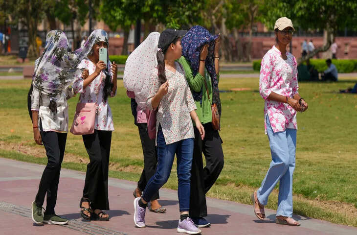 दिल्ली में भीषण गर्मी, हीटवेव अलर्ट; मध्य प्रदेश-छत्तीसगढ़ और केरल में बारिश की संभावना