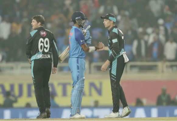 ind vs NZ 1st T201111111111111111.JPG