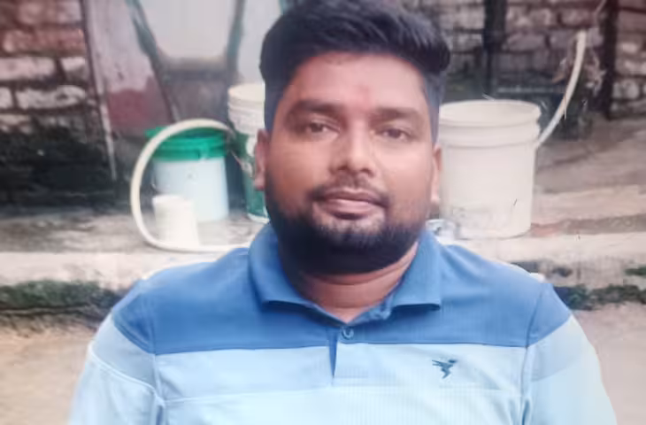 शादी समारोह में दूल्हे के भाई की सुआ घोंपकर हत्या, ई-रिक्शा हटाने को लेकर हुई कहासुनी