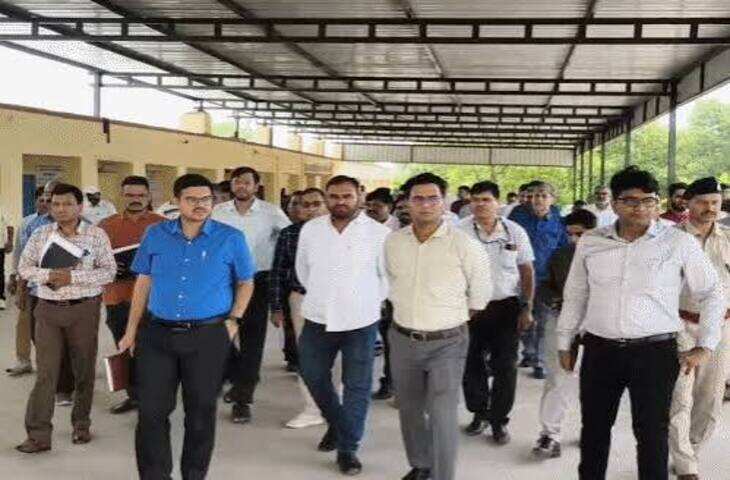 नागौर दौरे पर CM भजनलाल शर्मा का देसी अंदाज, खेतों में पहुंचे मुख्यमंत्री; वीडियो में जाने महिलाओं संग की फसल की निराई, ग्रामीणों से किया संवाद