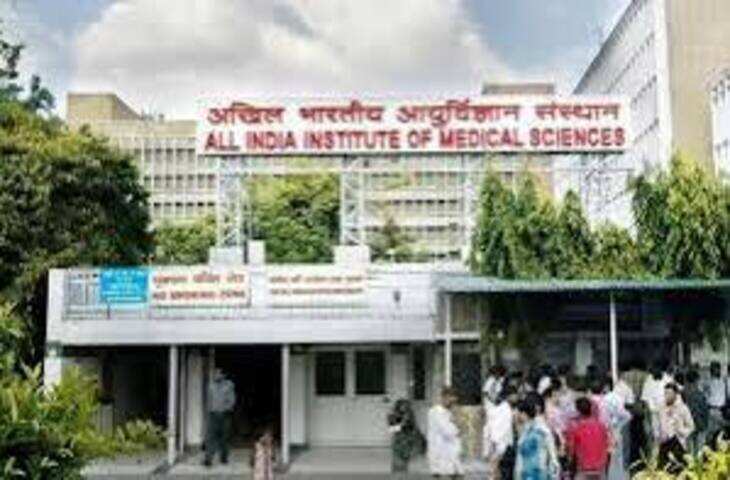 एम्स दिल्ली में 15 साल की तन्वी की मौत के बाद जांच कमेटी गठित, सर्जरी में देरी के आरोपों की होगी जांच