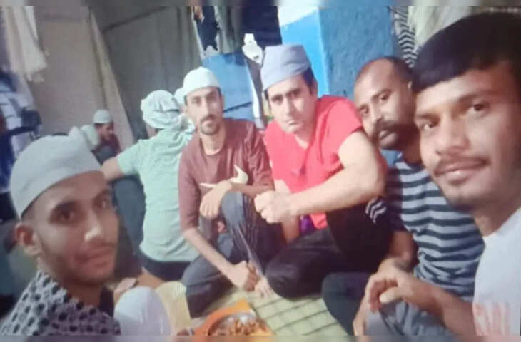 जोधपुर सेंट्रल जेल में इफ्तार पार्टी का फोटो वायरल, वीडियो में देखें तलाशी में 13 मोबाइल फोन बरामद