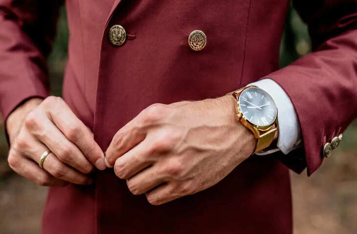 500 करोड़ की संपत्ति, फिर भी 25 लाख की Rolex नहीं... 10 हजार की नकली घड़ी पहनता है कारोबारी! वजह जानकर रह जाएंगे हैरान