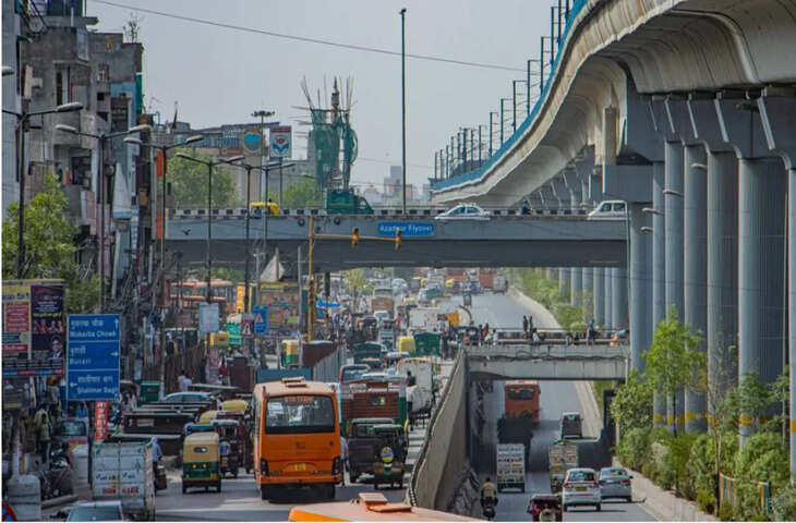 दिल्ली-NCR में 85 हजार रुपये महीना खर्च? IIT स्कॉलर की पोस्ट वायरल, सोशल मीडिया पर छिड़ी बहस