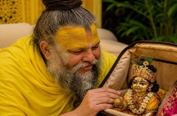 संत प्रेमानंद महाराज को Z+ सुरक्षा देने की मांग, सीएम को भेजा पत्र; आश्रम की गतिविधियों की जांच की अपील