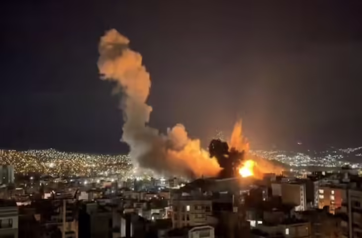 ईरान पर अमेरिका-इजराइल हमलों का नौवां दिन, 1700 से ज्यादा मौतें,फुटेज में देंखे तेहरान में तेल रिसाव से &lsquo;काली बारिश&rsquo; जैसे हालात