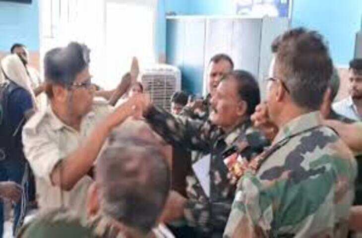 शराबी ने आरा सदर अस्पताल में मचाया हंगामा, इमरजेंसी वार्ड में डॉक्टर से की बदसलूकी