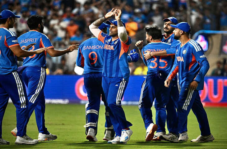T20 World Cup 2026: भारत ने 2 ओवरों में पलटी बाजी, 253 रन बनाकर इंग्लैंड को 7 रनों से हराया​​​​​​​