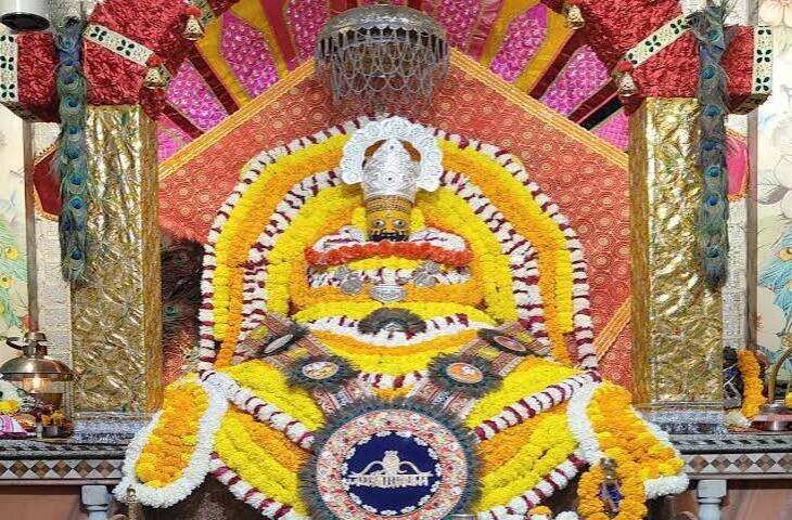 रिंगस श्याम जी मंदिर: भक्तों की हरकतें देख उबल जाएगा गुस्सा, वायरल हुआ वीडियो