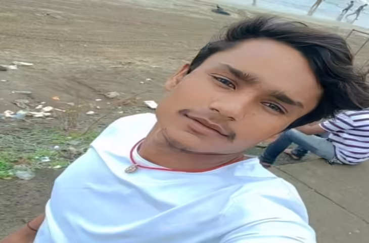 पुणे से लौटने के बाद छात्र ने किया सुसाइड, दरवाजा तोड़कर अंदर पहुंची पुलिस टीम