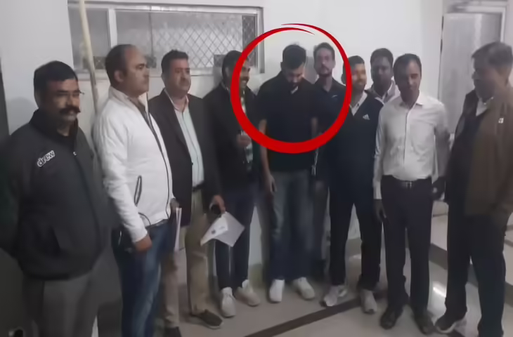 आयुष्मान भारत योजना में रिश्वत लेते डॉक्टर गिरफ्तार, फुटेज में जानें बिल पास करने के प्राइवेट अस्पताल से मांगे 14 लाख रुपए