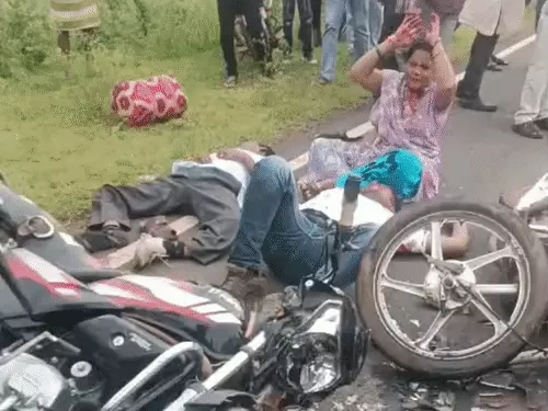 अशोकनगर में दो बाइकों की आमने-सामने भिड़ंत, चार लोगों की मौत; एक ही परिवार के तीन मृतक