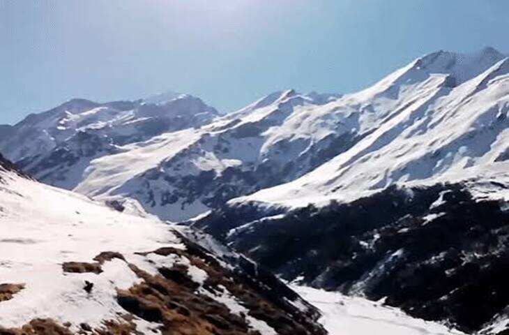 हिमालय में 221 ग्लेशियल झीलें बनीं खतरा, वीडियो में जाने फटीं तो 6 राज्यों के 39 जिलों पर पड़ेगा असर