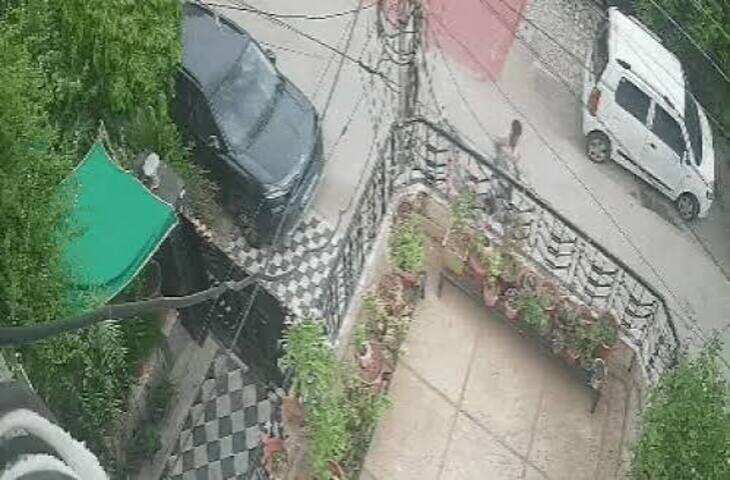 जयपुर में दिनदहाड़े बिजनेसमैन की पत्नी से लूट, मंदिर जाते समय चाकू दिखाकर छीनी सोने की चेन