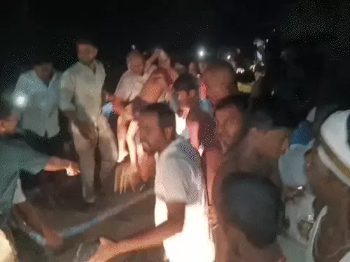Bihar Boat Accident: वैशाली में गंगा में नाव पलटने से 13 बच्चों की मौत, एक ही परिवार की 7 बच्चियों ने गंवाई जान