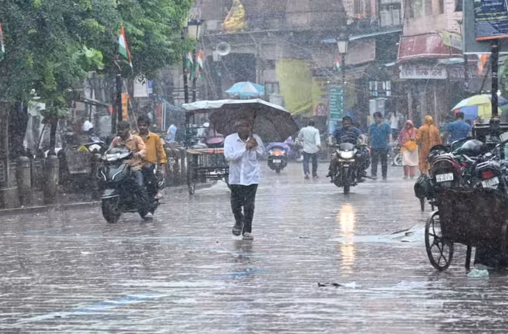 उत्तर प्रदेश में अगस्त की बारिश ने तोड़े कई रिकॉर्ड, 100 साल में दूसरी बार बरसे इतने बादल; फिर भी सीजन की बारिश औसत से कम