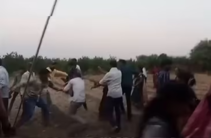 जालना में शादी समारोह के दौरान बवाल: खाना परोसने को लेकर विवाद, दूल्हा-दुल्हन पक्ष में जमकर मारपीट