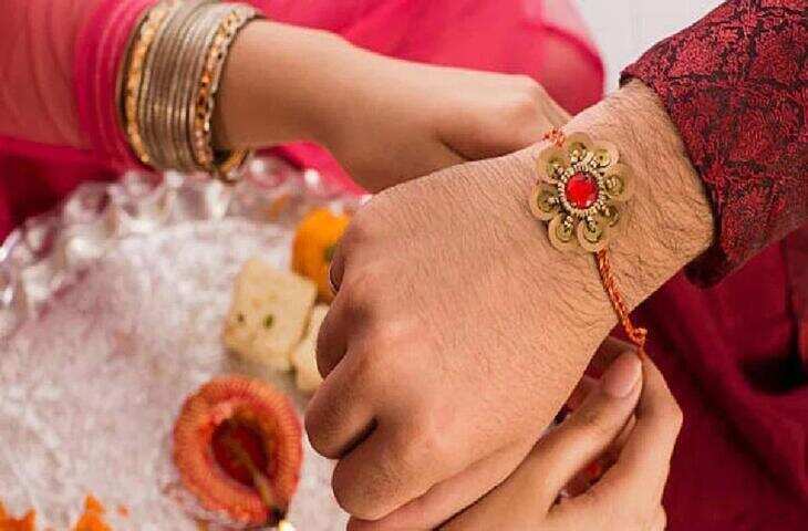 रक्षाबंधन पर हाईवे सफर से पहले FASTag जरूर चेक करें, वरना टोल प्लाजा पर फंस सकता है सफर
