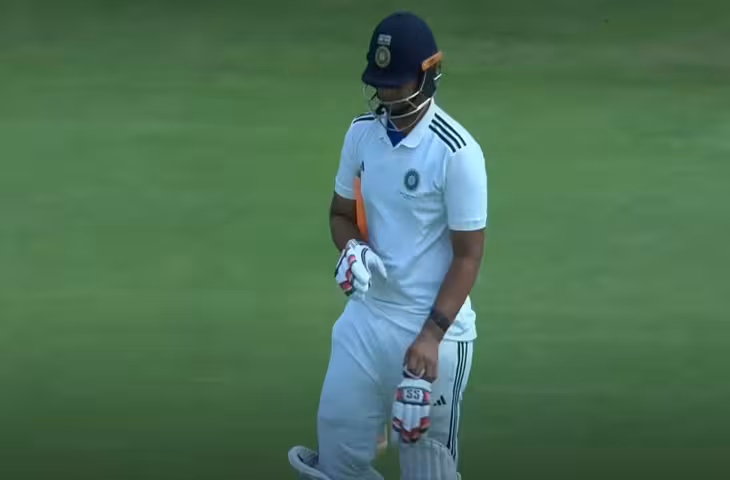 Duleep Trophy Semi-Final: वैभव सूर्यवंशी ने मचाया कोहराम, 10 छक्कों और 9 चौकों के साथ बनाया बड़ा रिकॉर्ड