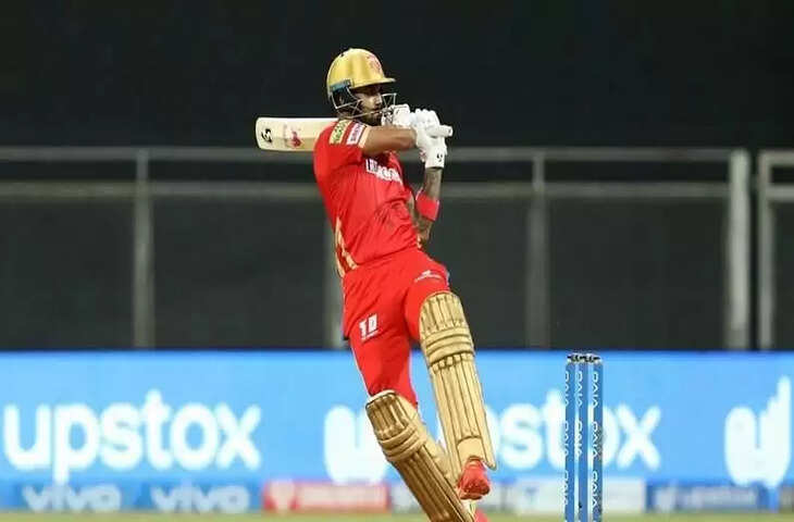 IPL 2021 KL Rahul ने जड़ा 101 मीटर लंबा गगनचुंबी छक्का , VIDEO देख होंगे हैरान