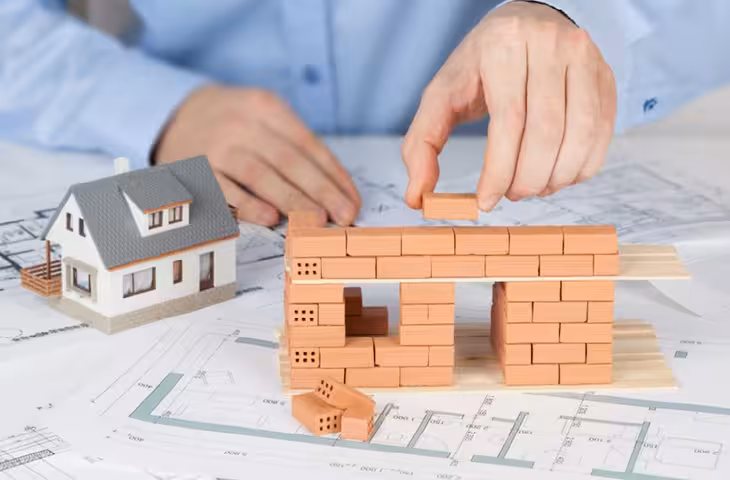 House Construction Tips: घर बनवाते समय कॉलम का सही साइज क्या होना चाहिए? जानें सिविल इंजीनियर का सही तरीका